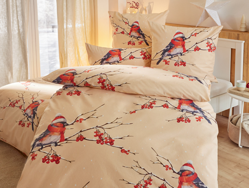 Winterbettwäsche mit Vogelmotiv auf Zweigen