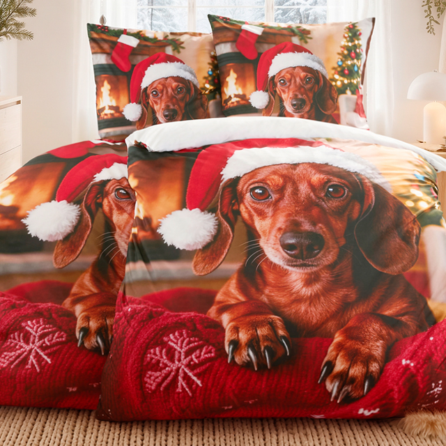 Bettwäsche mit Dackelmotiv und Weihnachtsmützen im Schlafzimmer