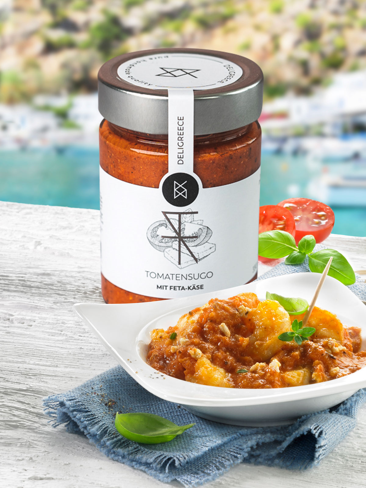 Tomatensugo mit Feta-Käse