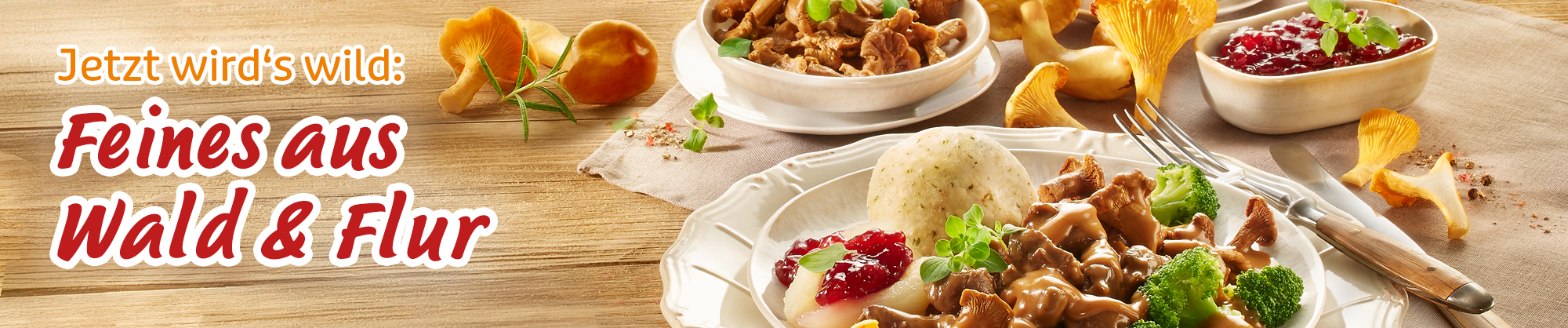 Wildgerichte mit Pilzen, Knödel, Brokkoli und Preiselbeeren
