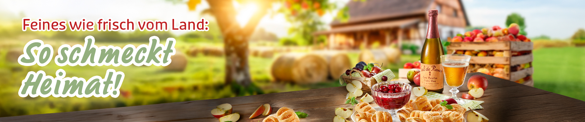 Landhaus-Szene mit Cidre, Obst und Gebäck