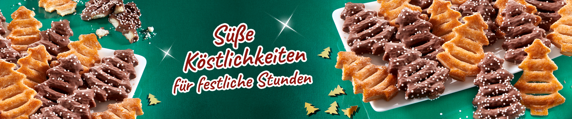 Knuspriges Weihnachtsgebäck in Tannenbaumform mit Schokolade und Streuseln