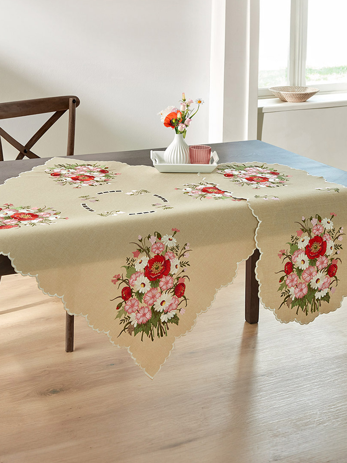 Tischwäsche-Serie „Amina“ Tischwäsche-Serie „Amina“