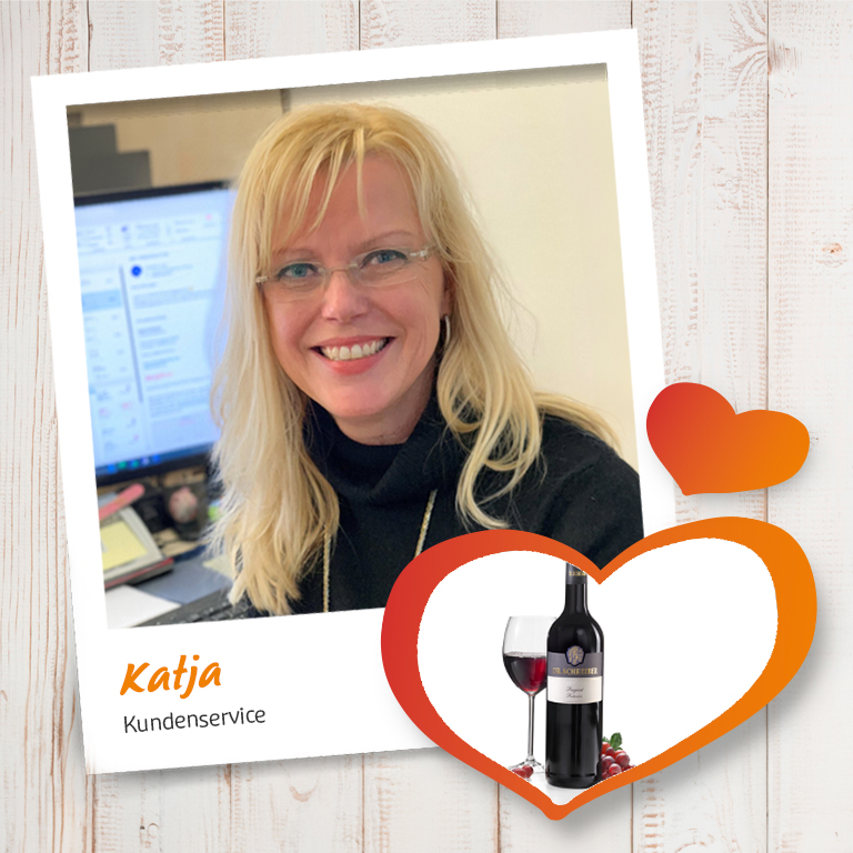 Katja, Mitarbeiterin bei Jungborn, empfiehlt ihren Lieblingswein Regent Liebich