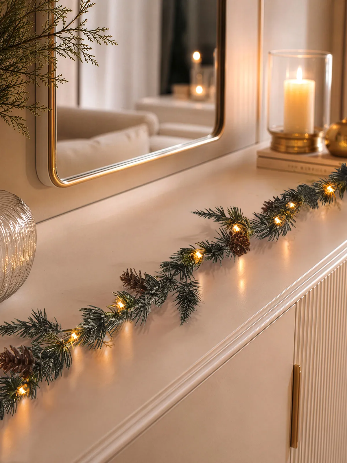 LED-Girlande „Frostige Zeder“